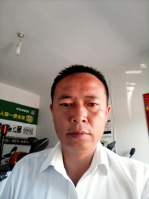 左手的第一张照片--内蒙古王婆说媒