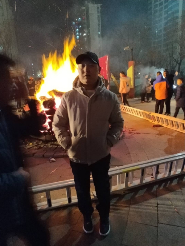 爱情里的俩个人的第二张照片--内蒙古王婆说媒