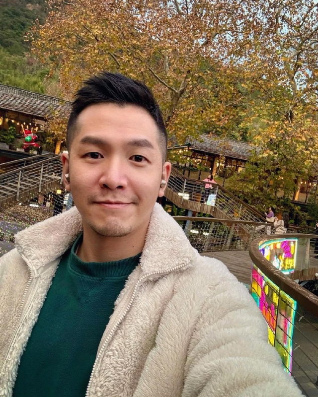 張誠健的第一张照片--内蒙古王婆说媒